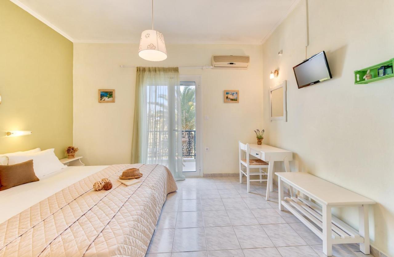 Panorama Studios&Apartments Amoudi Bagian luar foto
